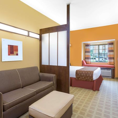 גרינוויל Microtel Inn & Suites By Wyndham University Medical Park מראה חיצוני תמונה