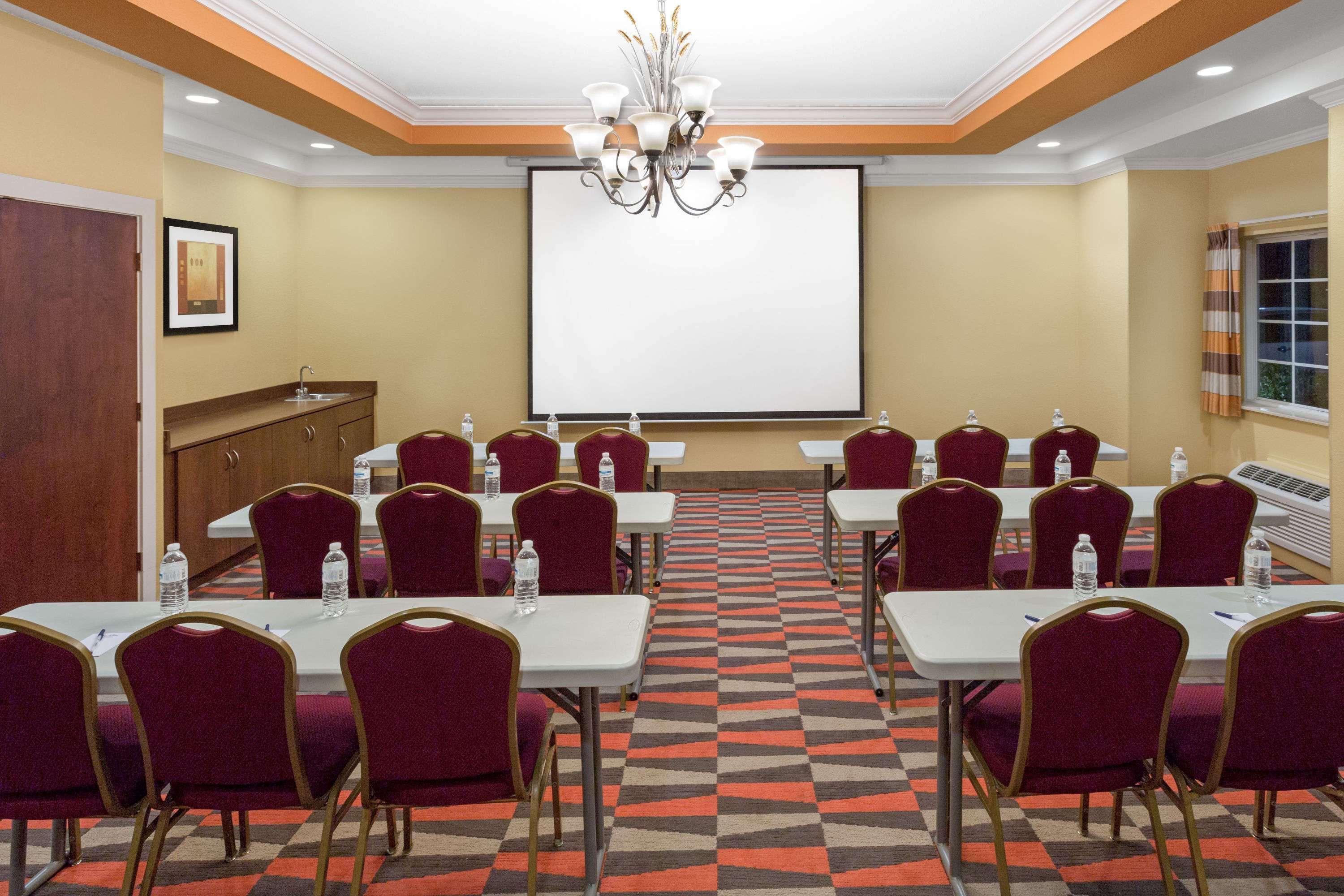 גרינוויל Microtel Inn & Suites By Wyndham University Medical Park מראה חיצוני תמונה